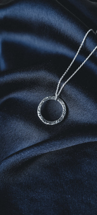 Colgante Circle Martelé